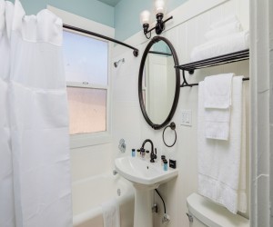 Motel 6 San Francisco Civic Center - All rooms feature private full bath